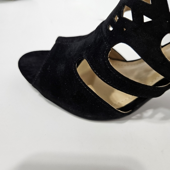 LILIANA Black Velvet Caged/Lasercut Stiletto Bootie Sz 10 - Picture 6 of 7